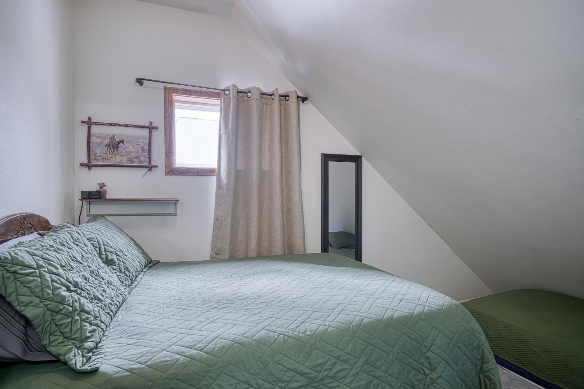 Wapiti View 6-Bedroom Cabin 28Mins To Yellowstone Айлънд Парк Екстериор снимка