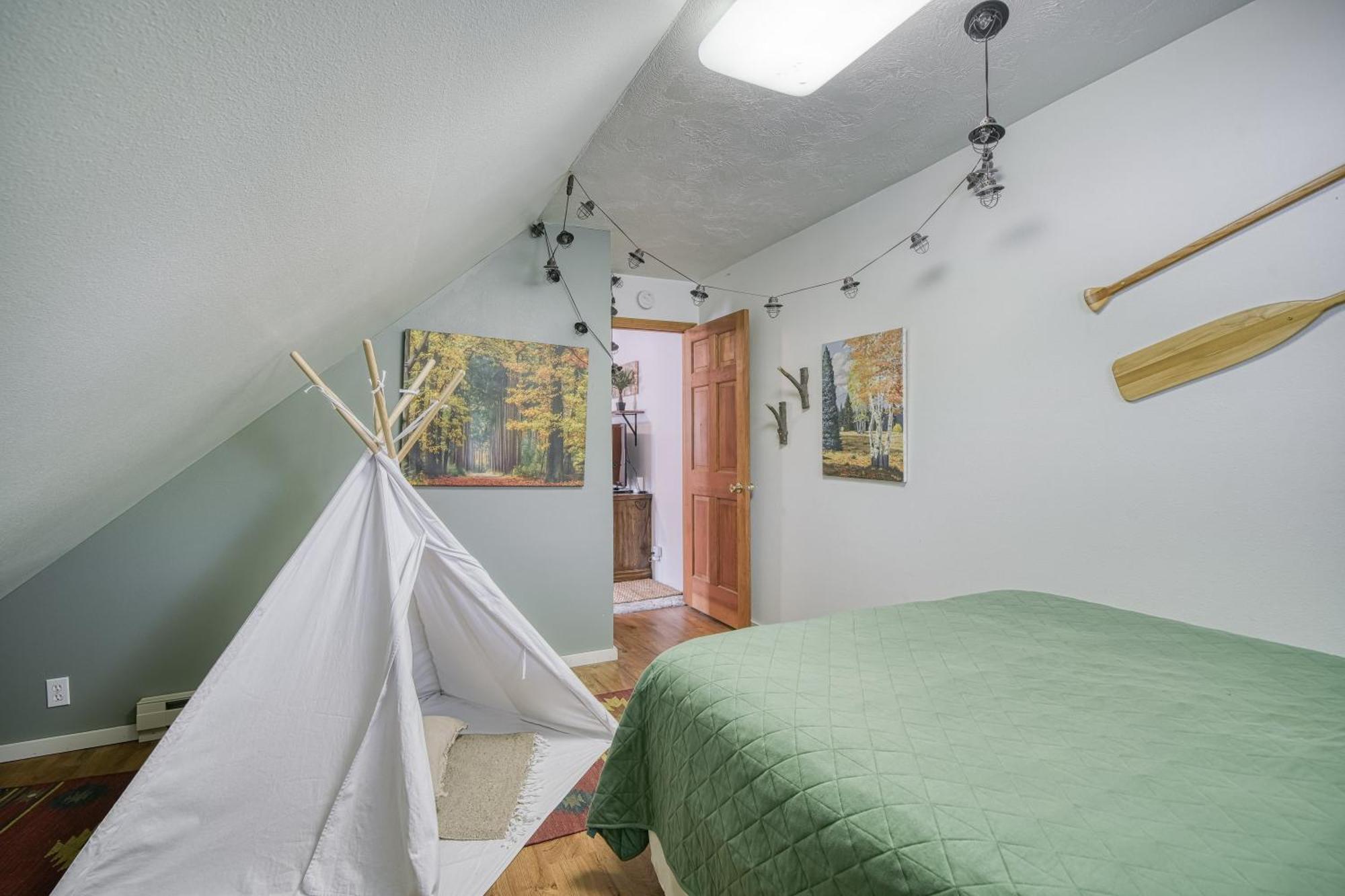 Wapiti View 6-Bedroom Cabin 28Mins To Yellowstone Айлънд Парк Екстериор снимка